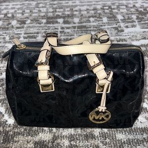 Michael Kors shinny black purse